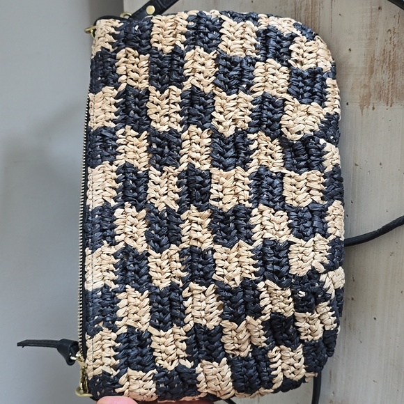 Clare V. Petit Moyen Leather Messenger Bag - Black/Natural Checker Raffia - Picture 3 of 15